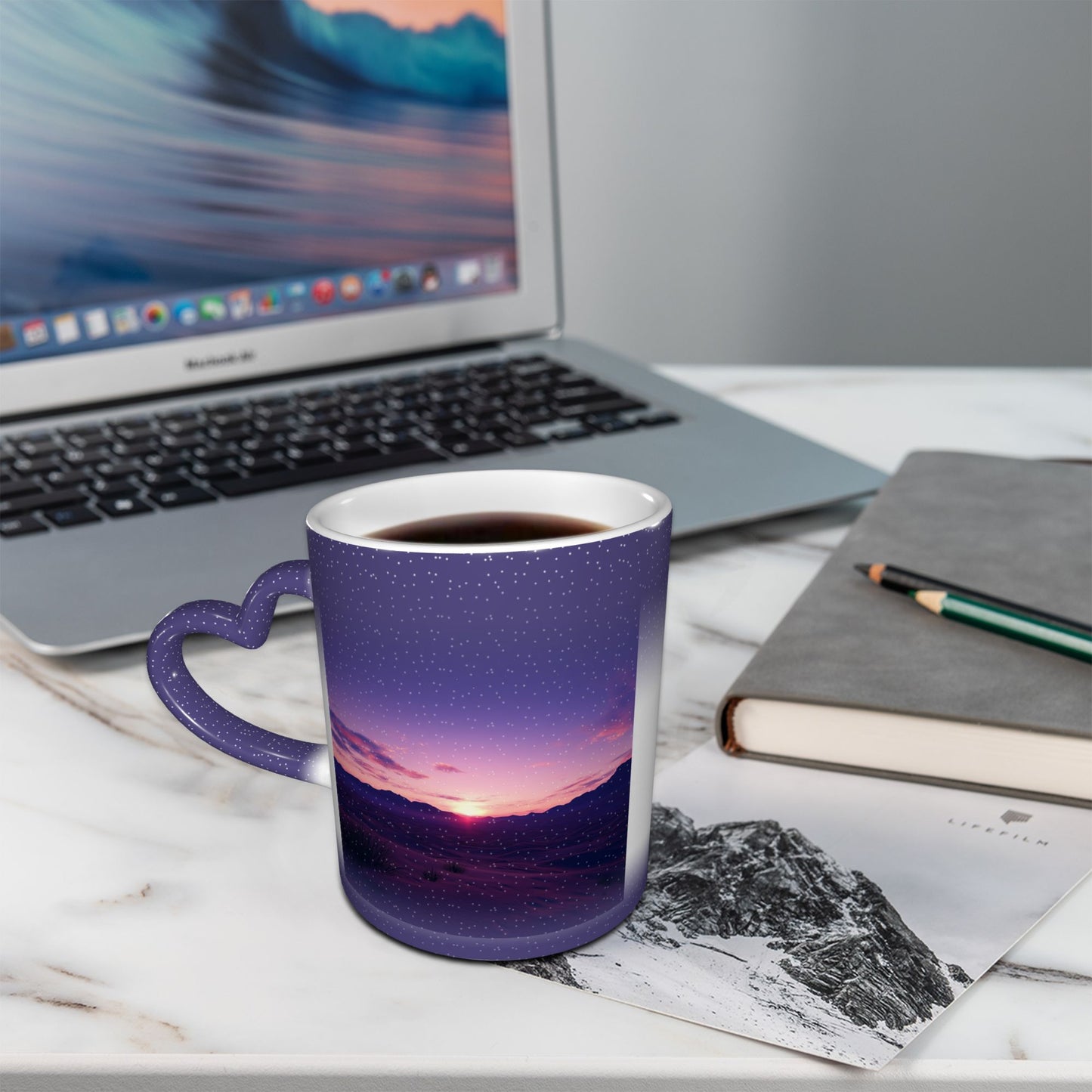 Sunset Landscape Color Changing Mug – Purple Heart Handle Ceramic Cup with Heat Sensitive Ink
